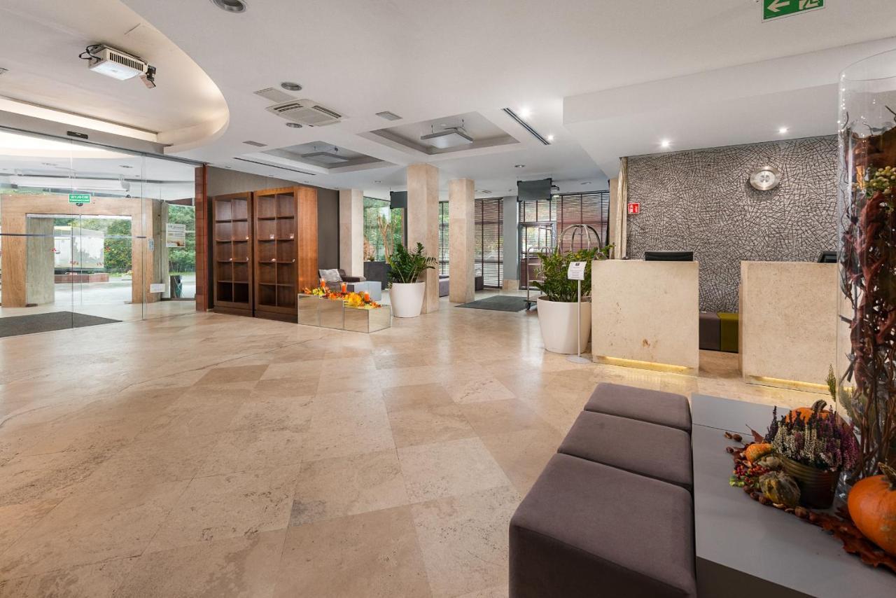 Maloves Resort & Spa Wladyslawowo Bagian luar foto