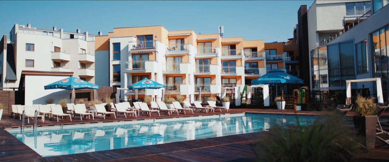 Maloves Resort & Spa Wladyslawowo Bagian luar foto