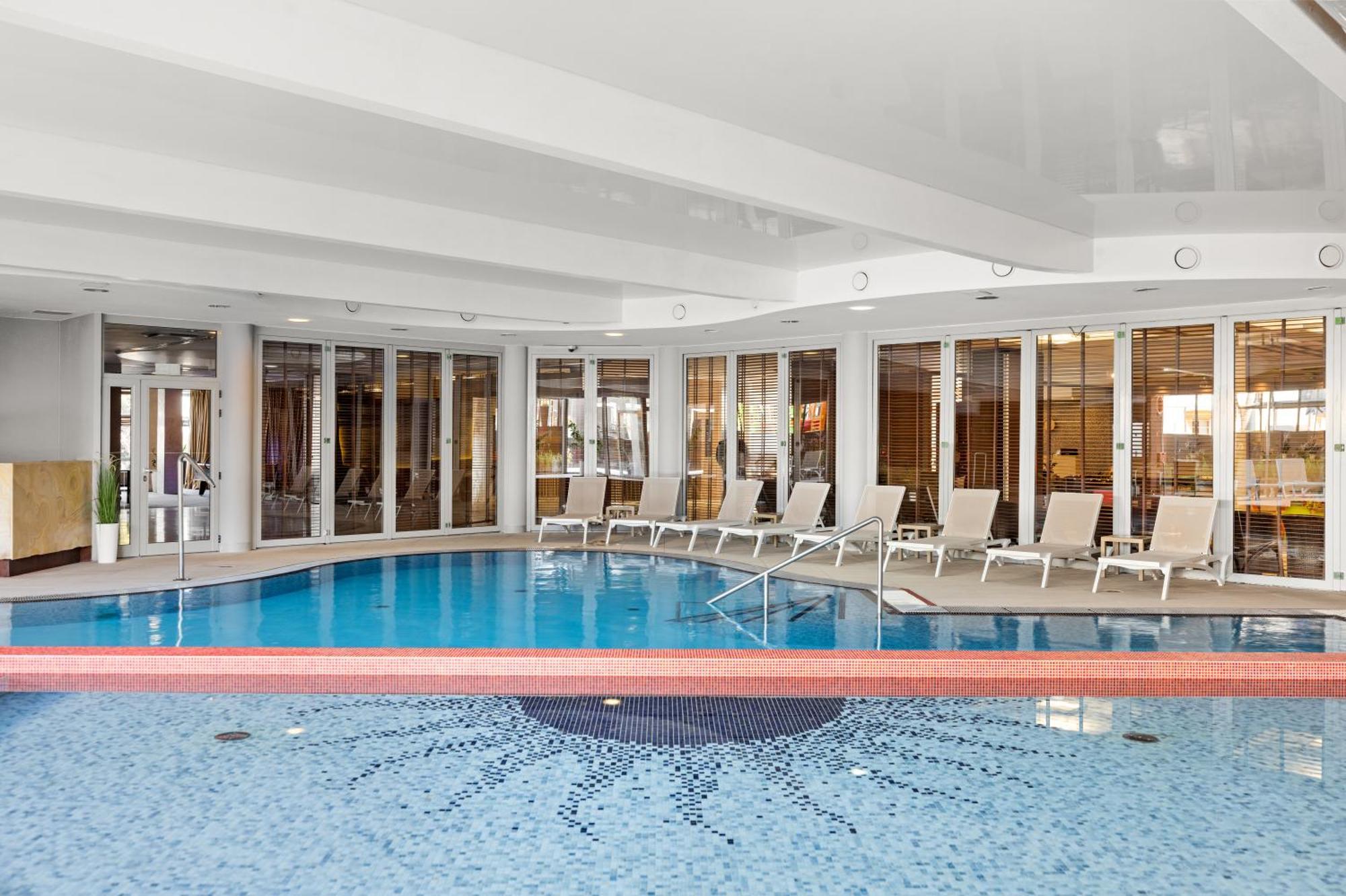 Maloves Resort & Spa Wladyslawowo Bagian luar foto